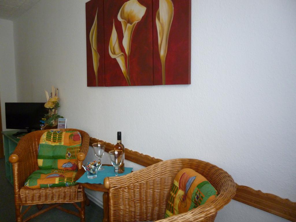 Pension Am Peeneufer Ug Wolgast Rom bilde